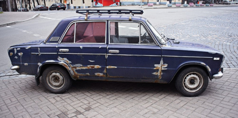 Red Flags in Used Cars: 7 Signs That You Should Back Out of the Deal