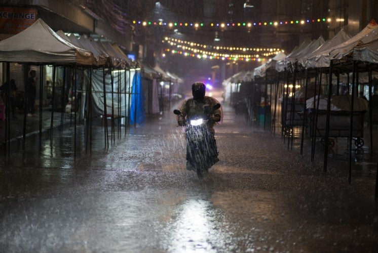 7 Must-Have Bike Rain Accessories for Motorcyclists in India (2025 Edition)